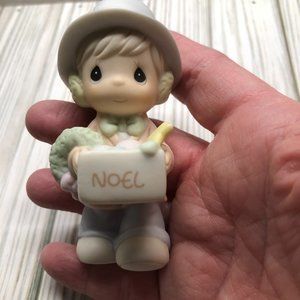 Precious Moments Sugar Town Dusty Christmas Figurine